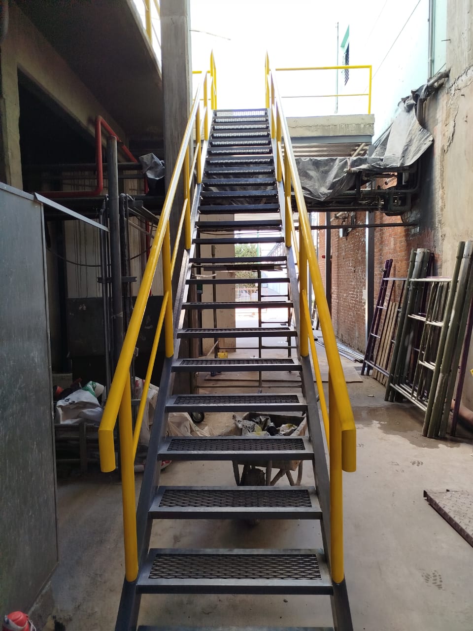Metalurgica MV Escaleras y barandas